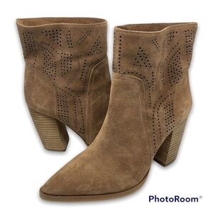 Vince Camuto catheryna laser cut bootie brown moss size 8.5